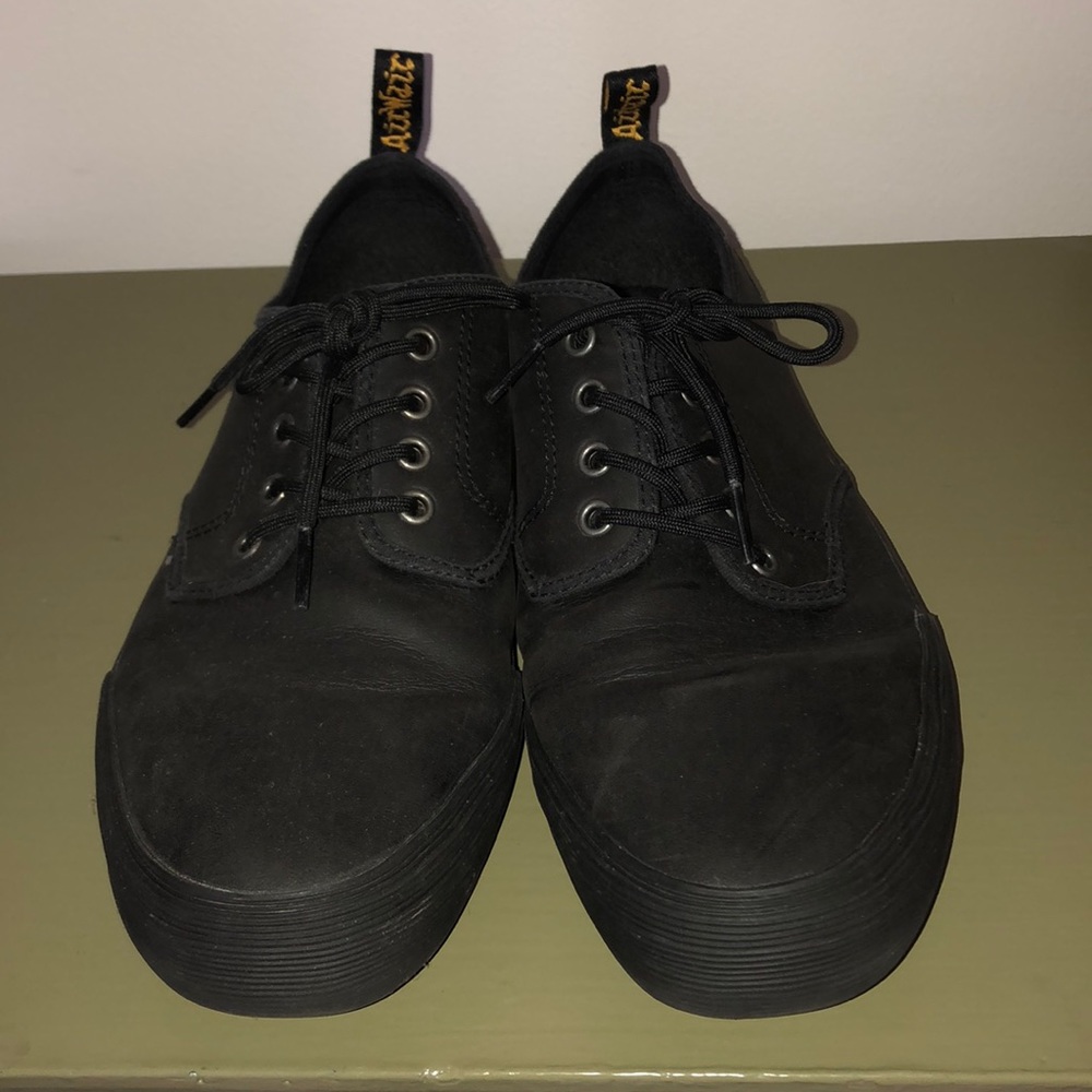 Men’s Dr. Martens (black sneakers)